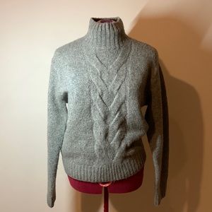 NEW wool turtleneck from roots